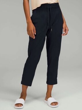 Lululemon Dance Studio Crops